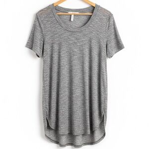 Mudd NWOT Cottony Stretchy Tunic Short Sleeve Side Split Gray Short Sleeve Top